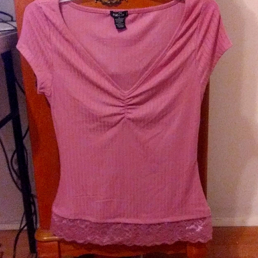 V-neck cap sleeve top with lace detail